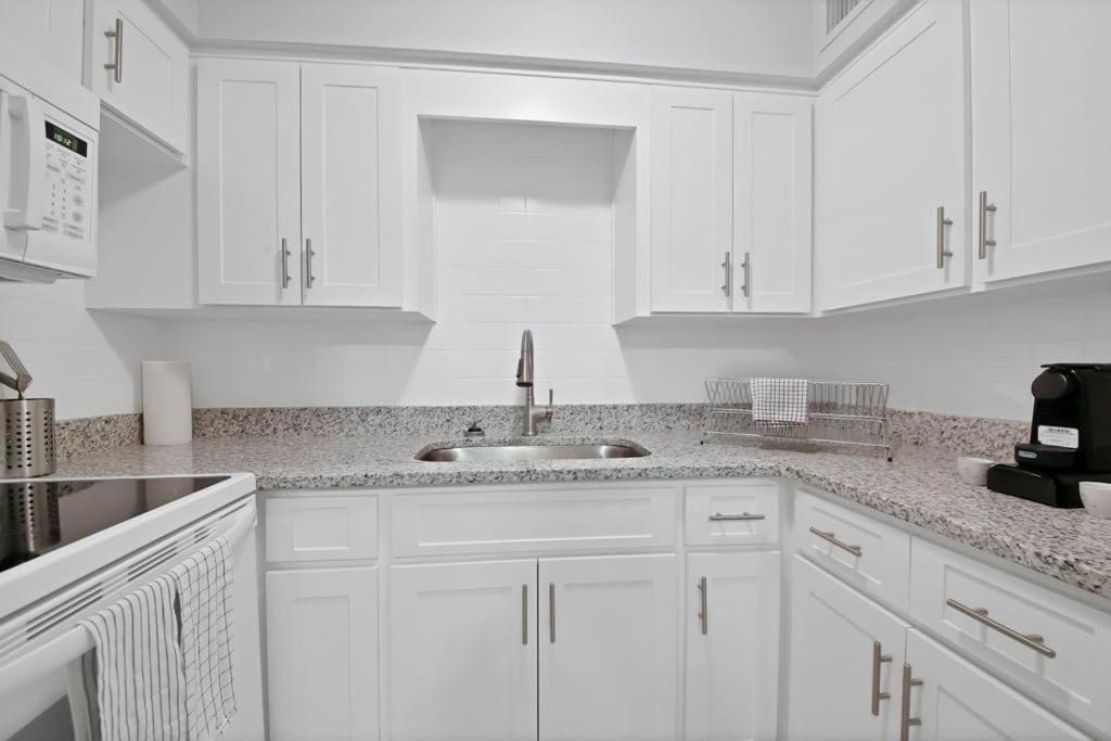 Decorative 1Br With Parking Close To Stores Τάμπα Εξωτερικό φωτογραφία